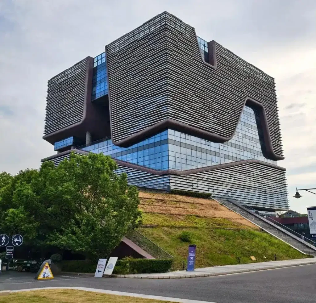 西交利物浦大学OPC